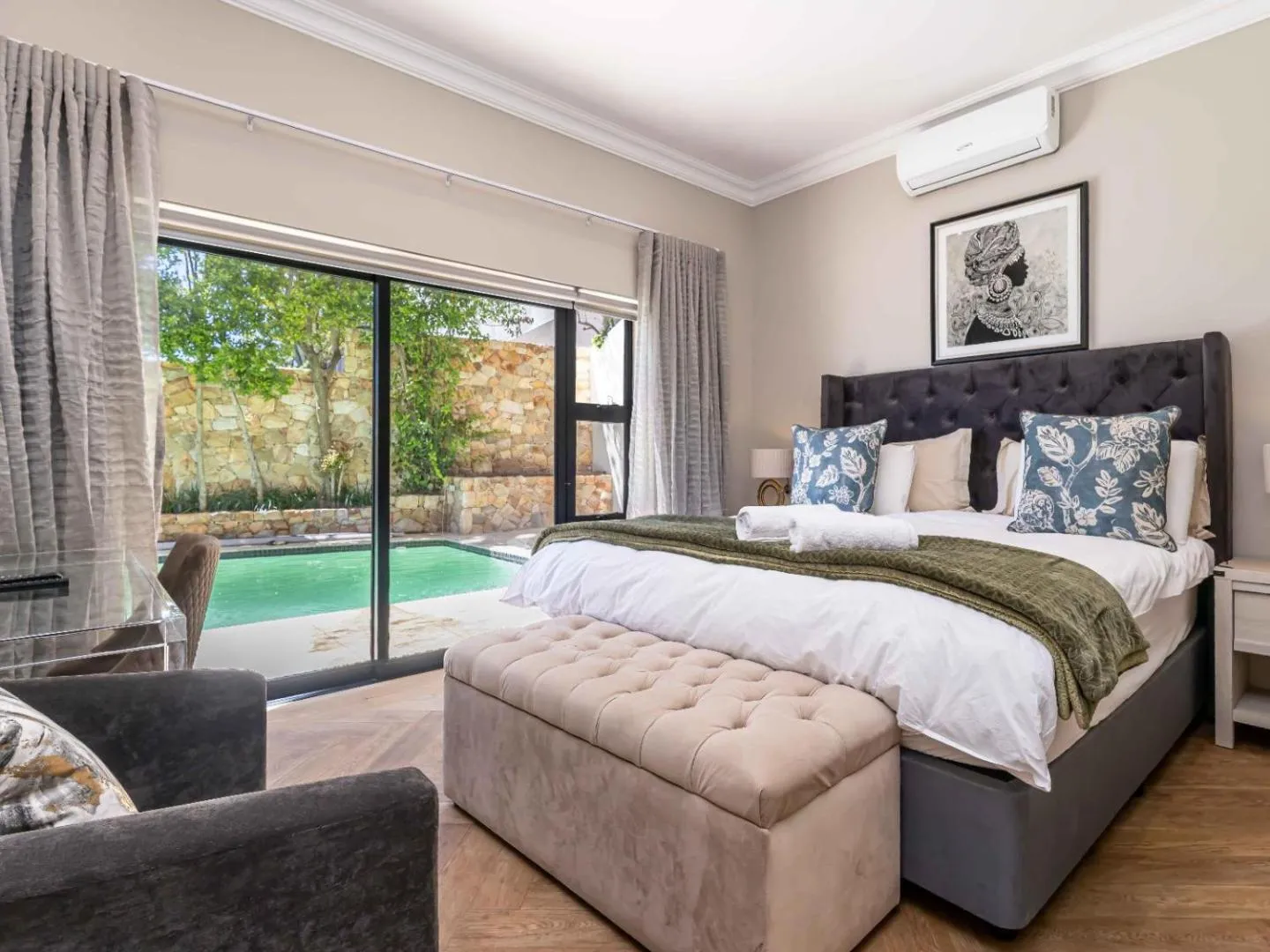 Bedroom with direct access to the pool terrace