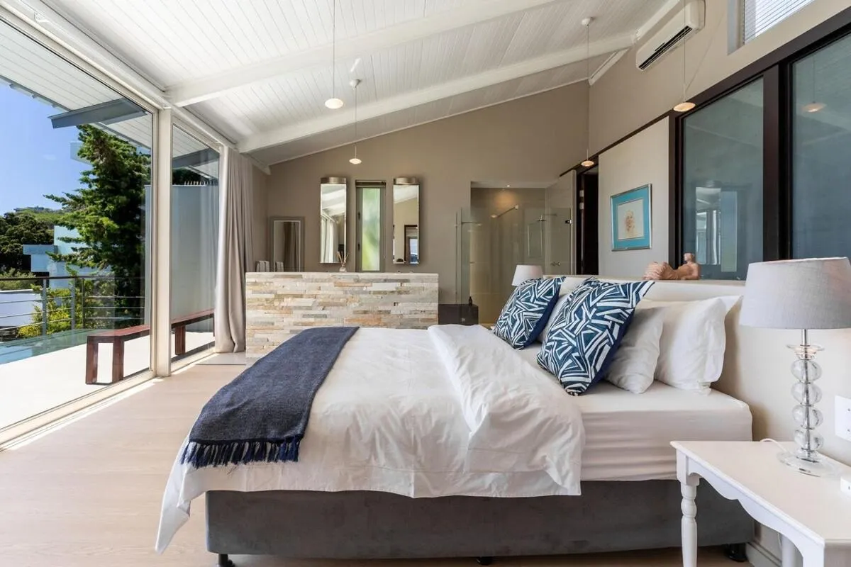 Main bedroom with an en-suite bathroom